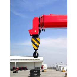 宏昌天馬12噸單缸四節直臂隨車吊新品上市 高效能起重新標桿